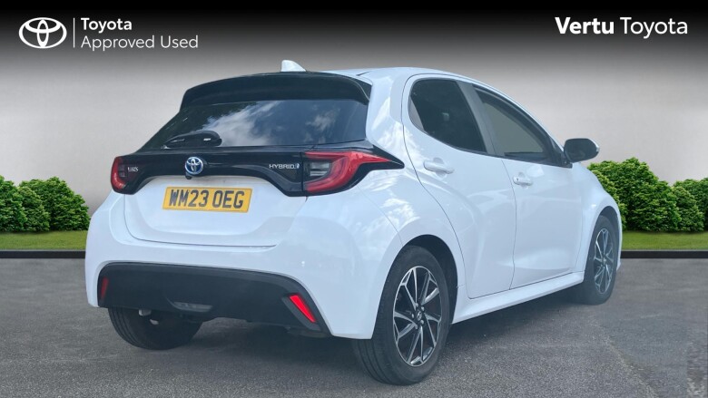 Toyota Yaris 1.5 Hybrid Design 5dr CVT Hybrid Hatchback